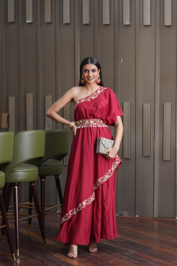 Amber One Shoulder Gown Black Thread Co
