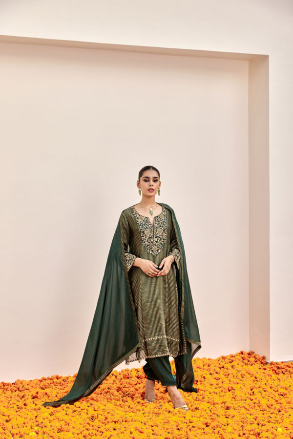 Long Shirt with Pakistani Salwar and Dupatta Black Thread Co Long Shirt with Pakistani Salwar and Dupatta Black Thread Co