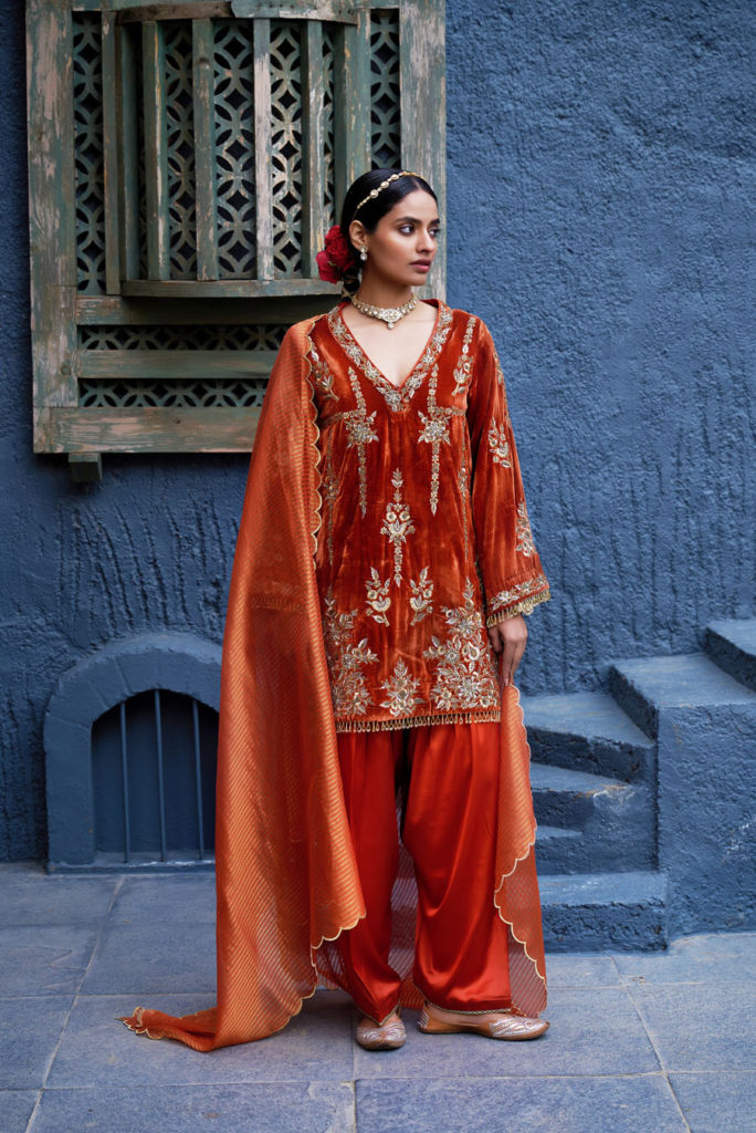 Pakistani Salwar with Short Shirt and Dupatta Black Thread Co Pakistani Salwar with Short Shirt and Dupatta Black Thread Co