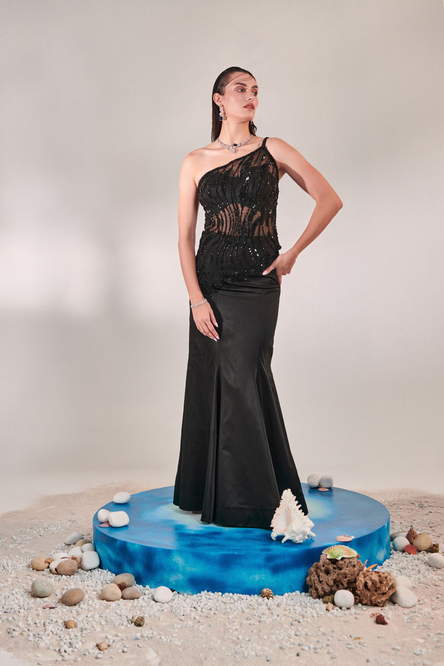 Fuss-Free Pre-Stitched Drape Saree Hand Embroidered Blouse And Feather Detailing Black Thread Co 2