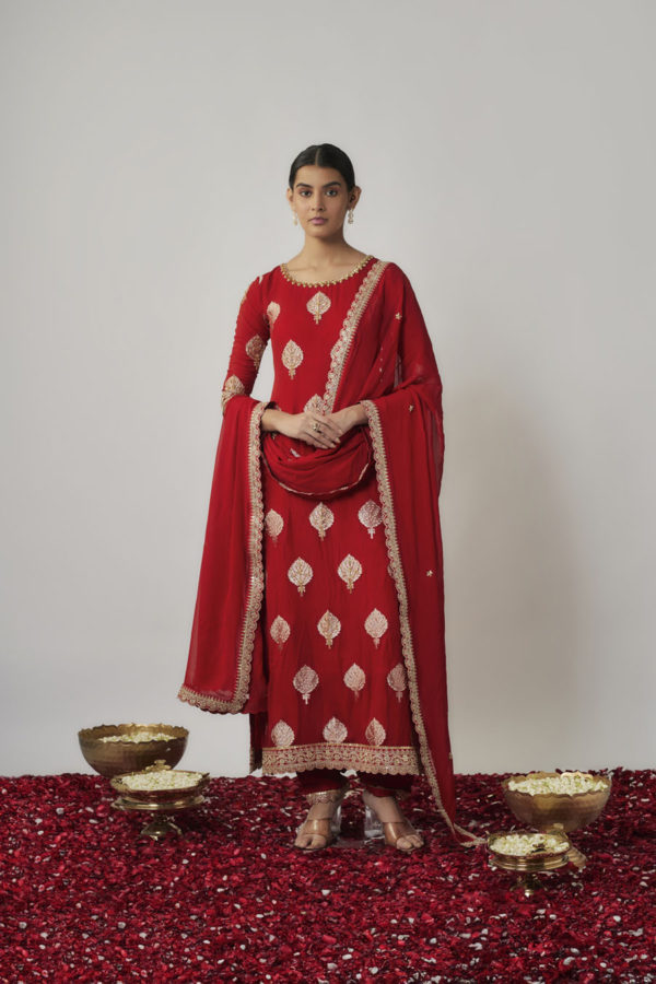 Aashia Kurta Set Black Thread Co Aashia Kurta Set Black Thread Co