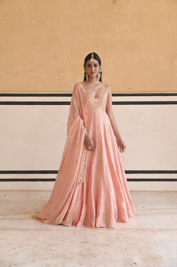 Peach Floral Jaal Yoke Embroidered 16 Kali Anarkali With Dupatta Black Thread Co Peach Floral Jaal Yoke Embroidered 16 Kali Anarkali With Dupatta Black Thread Co