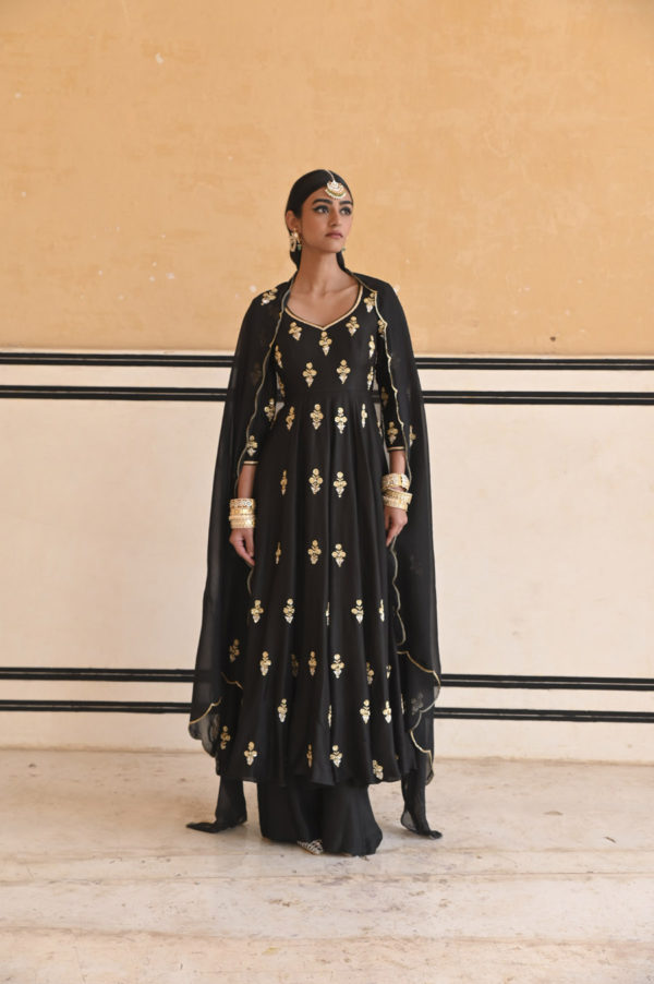 Black Floral Butti Embroidered 12 Kali Anarkali With Palazzo & Dupatta Black Thread Co Black Floral Butti Embroidered 12 Kali Anarkali With Palazzo & Dupatta Black Thread Co
