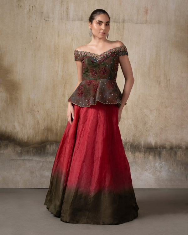 TWILIGHT BLOOM Black Thread Co TWILIGHT BLOOM Black Thread Co