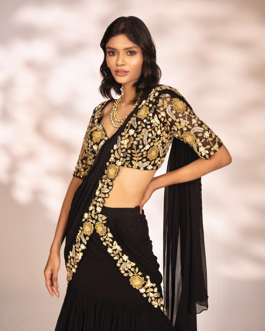 ODESSA Black Thread Co 6 ODESSA Black Thread Co 6