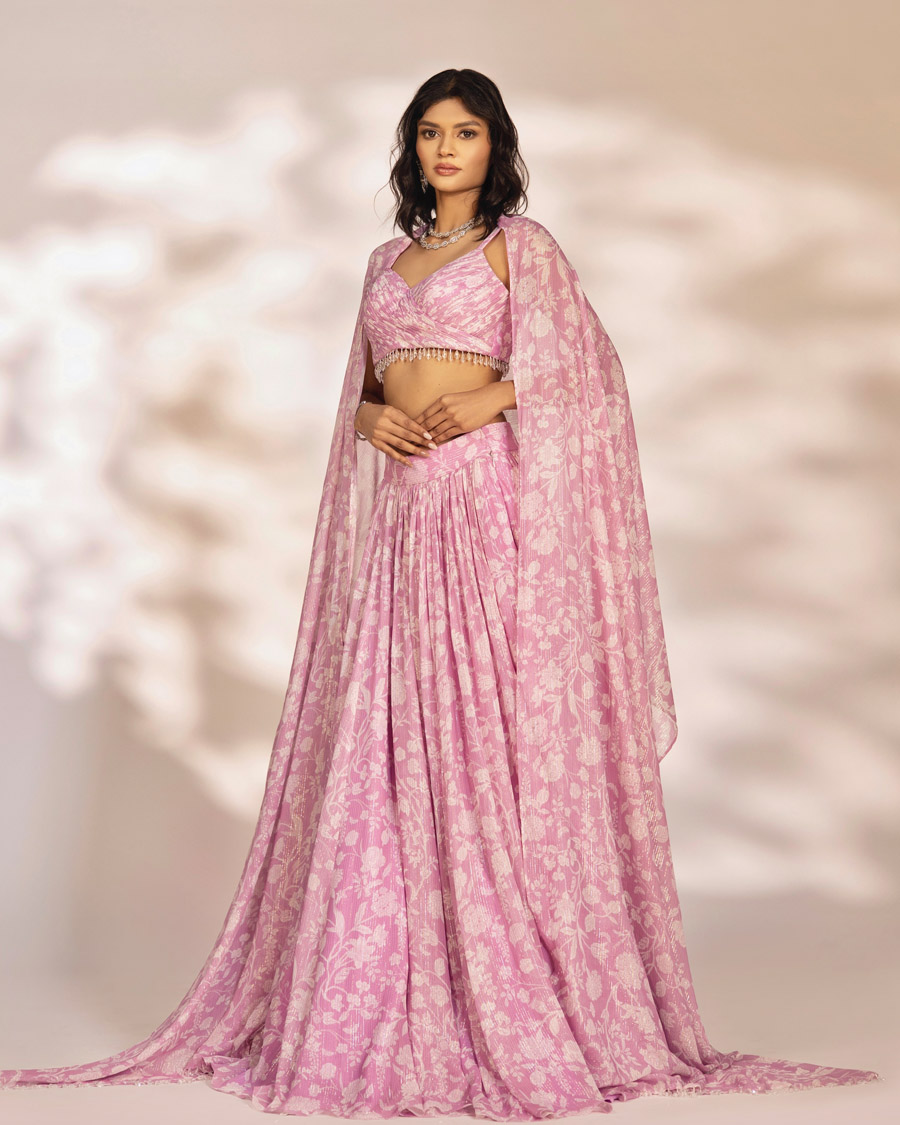 VENUS Black Thread Co 6 VENUS Black Thread Co 6