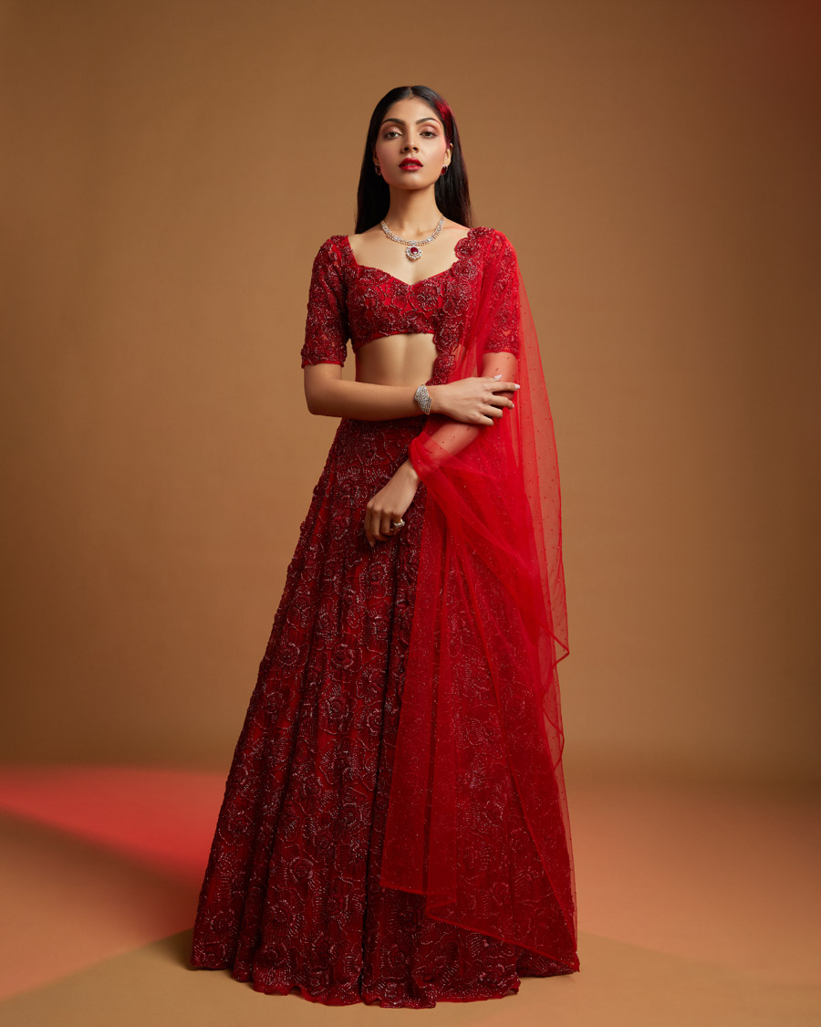 DELPHINE Black Thread Co 2