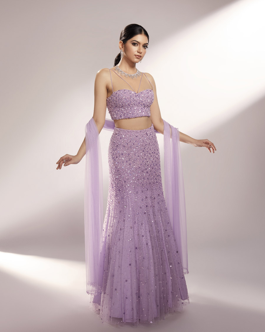 MERA Black Thread Co MERA Black Thread Co