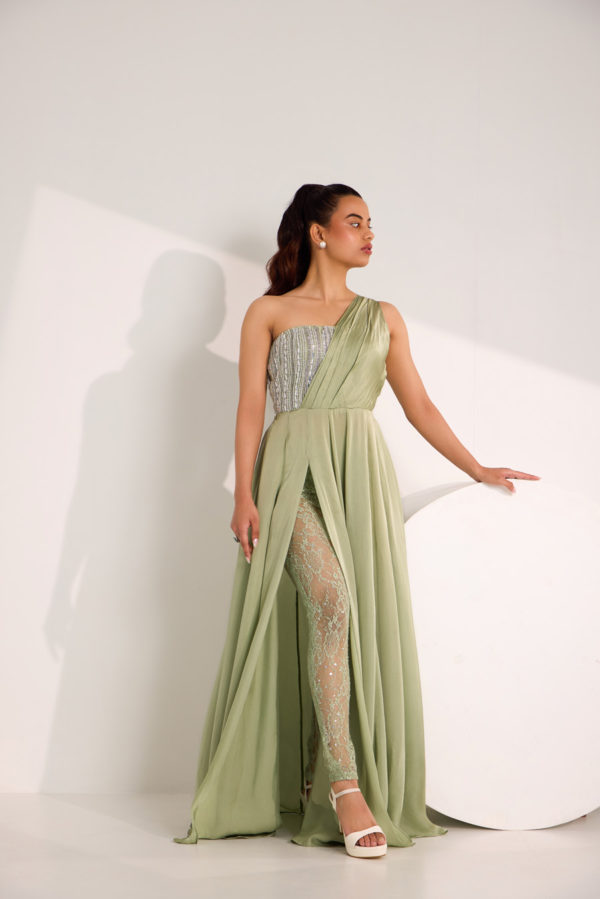 MIRELA Black Thread Co