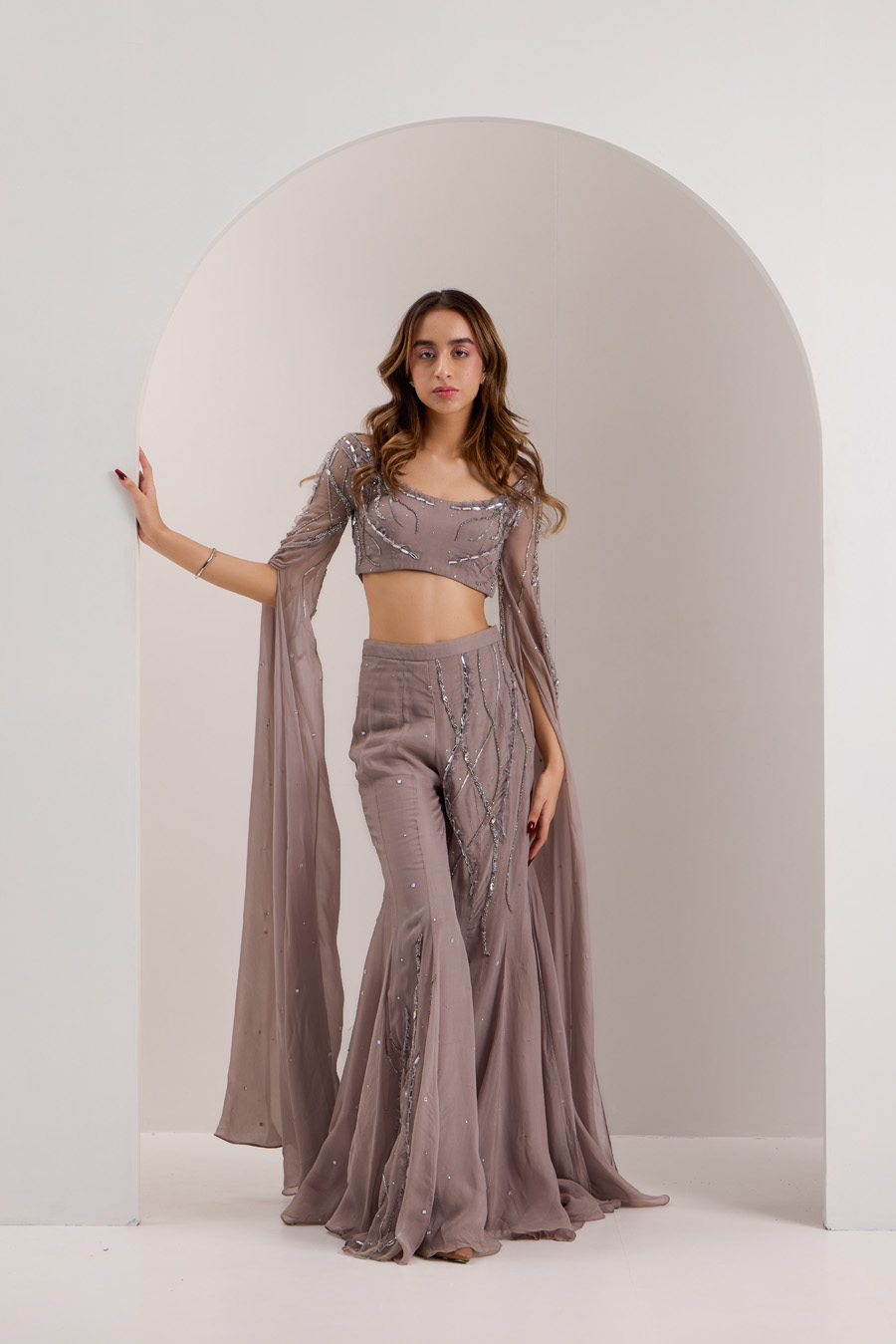 NEVE Black Thread Co NEVE Black Thread Co