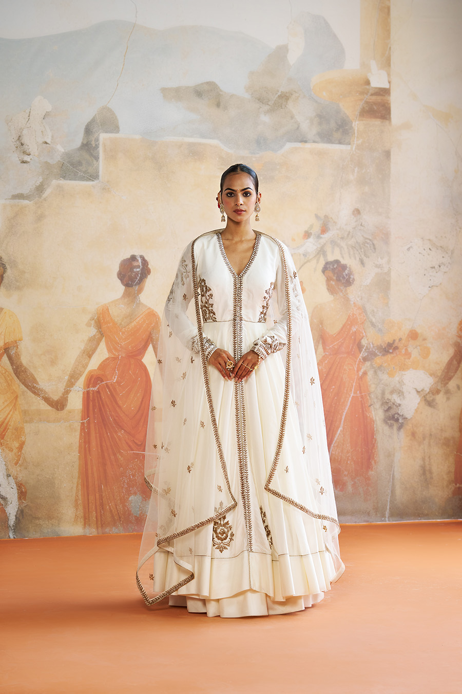 IVORY MULTITHREADED LONG JACKET SET Black Thread Co