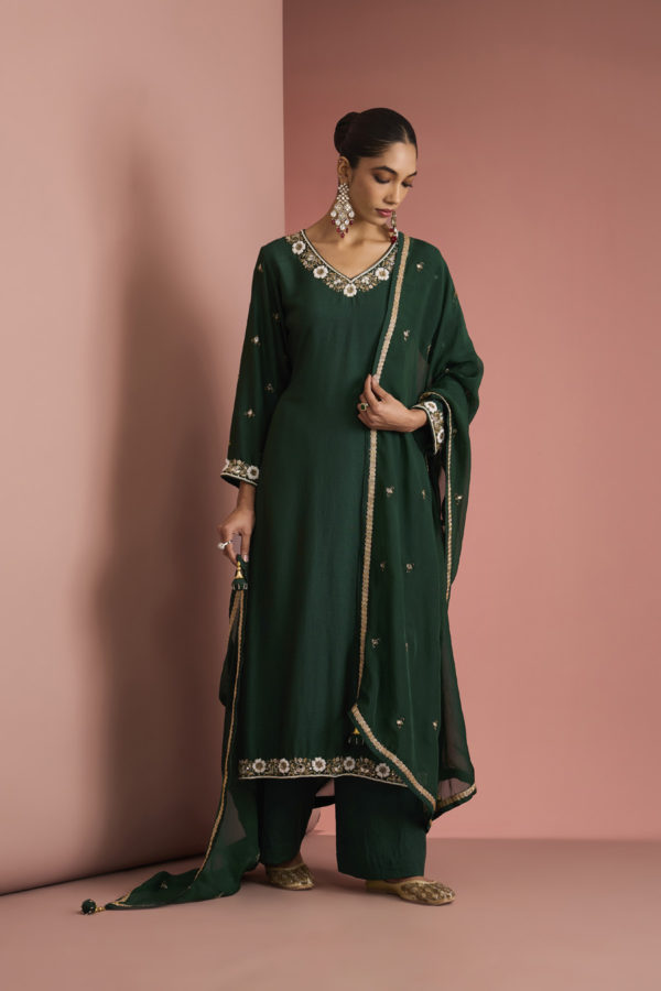 DARK GREEN SELF KATAN KURTA PANT SET WITH CUTDANA PEARL MIRROR EMBROIDEREY Black Thread Co