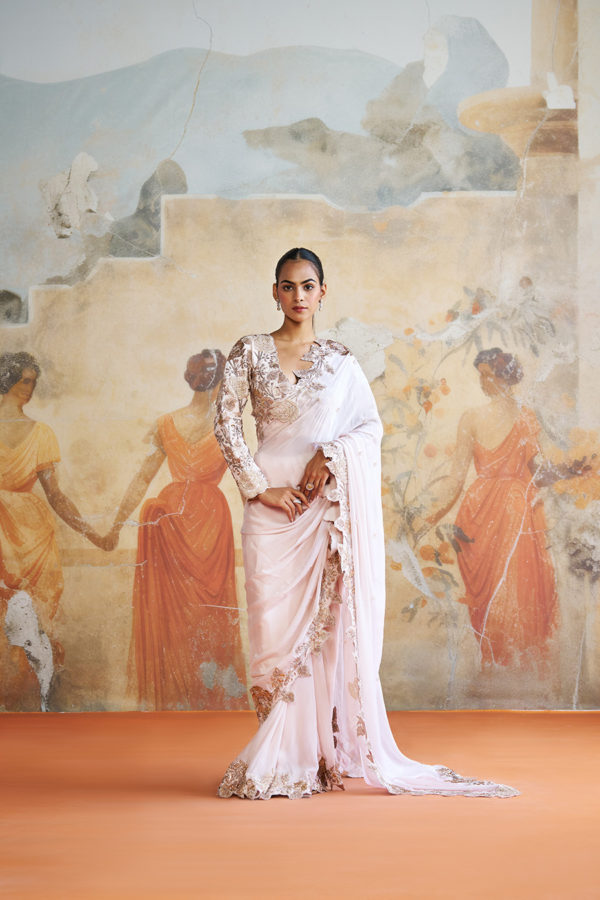 ROSE GOLD EMBROIDERED SAREE SET Black Thread Co ROSE GOLD EMBROIDERED SAREE SET Black Thread Co