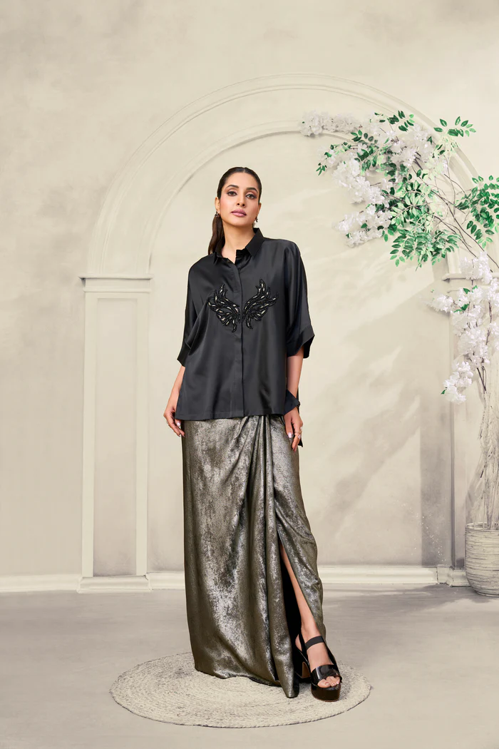 SHADOW AURELIA Black Thread Co